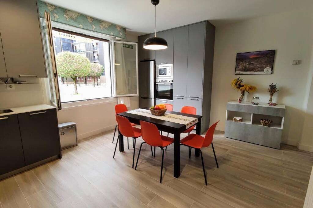Larraina By Clabao Appartement Pamplona Buitenkant foto