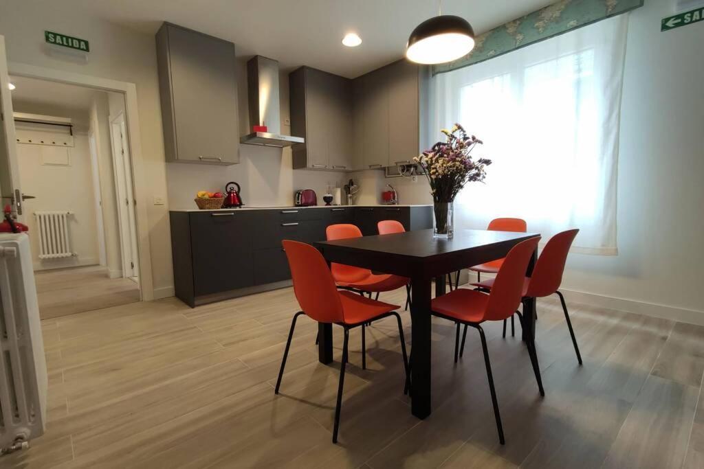 Larraina By Clabao Appartement Pamplona Buitenkant foto